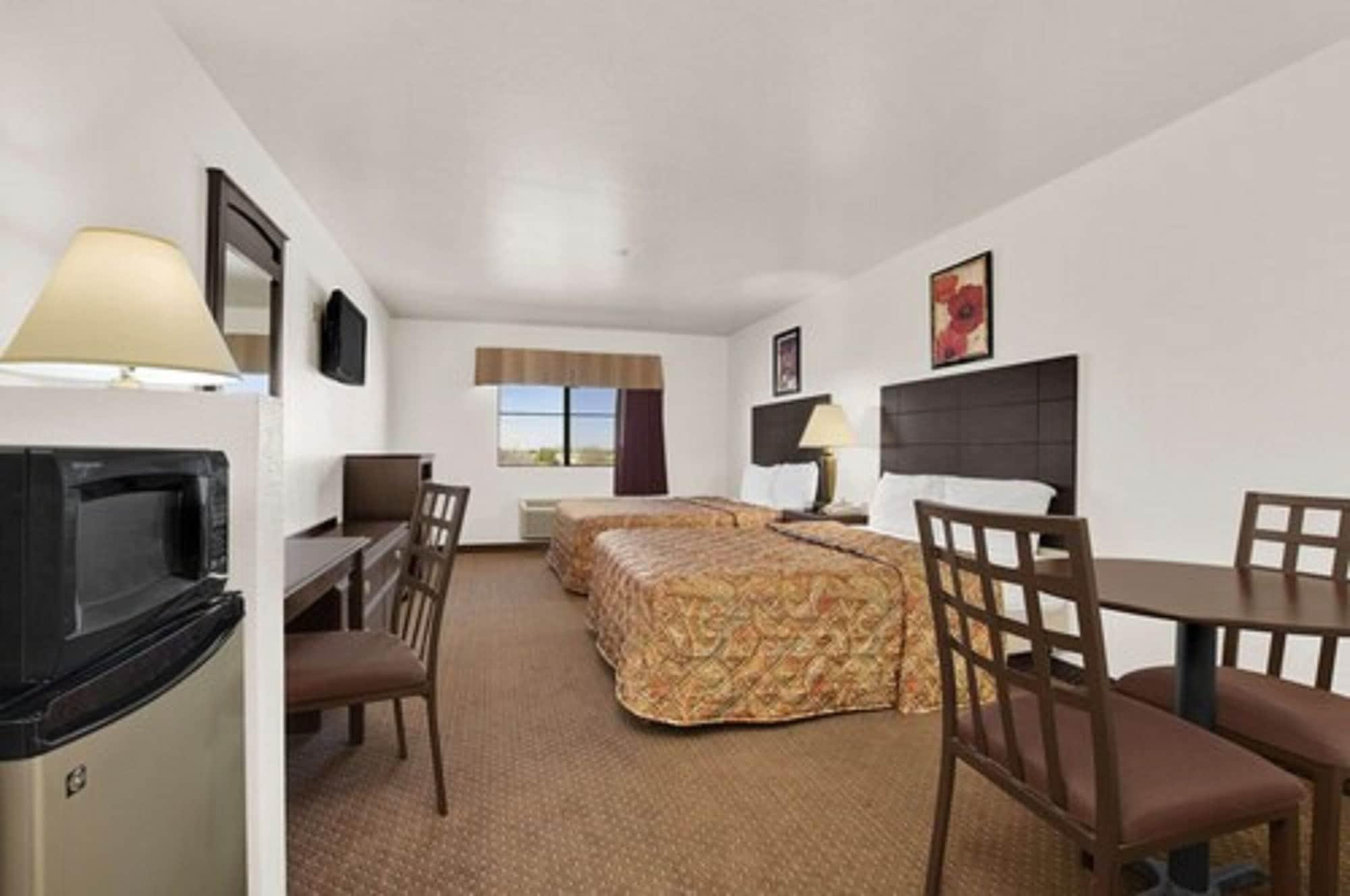 Howard Johnson By Wyndham Tx Hotel Lubbock